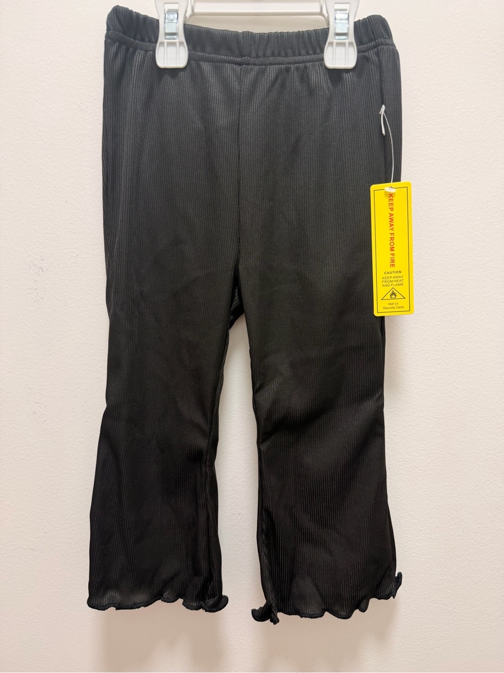SHEIN Black Ribbed Pull-On Leggings with Lettuce Hem